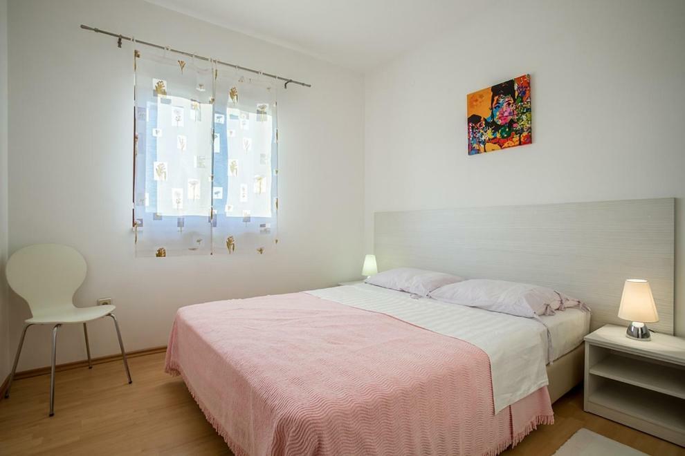 Apartments Jelena Ražanj Exterior foto